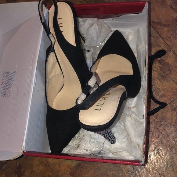 Heels - Picture 3 of 4